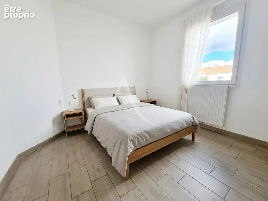Mesnard-la-Barotière. Maison de plain-pied moderne et fonctionnelle. - photo 3