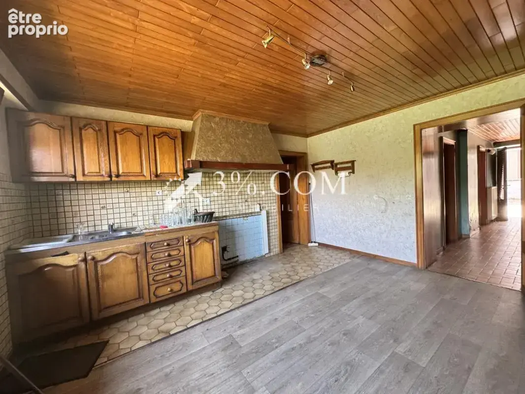 3%COM Maison avec dépendance - photo 6