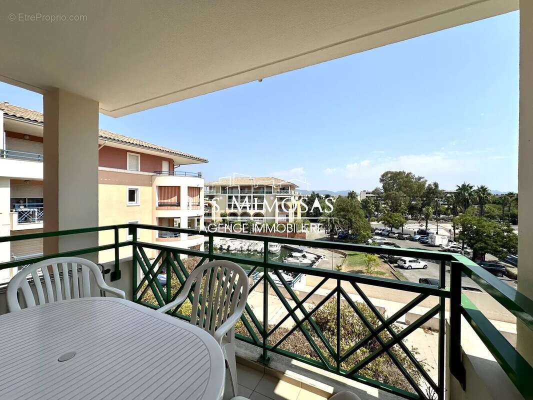 Appartement à FREJUS