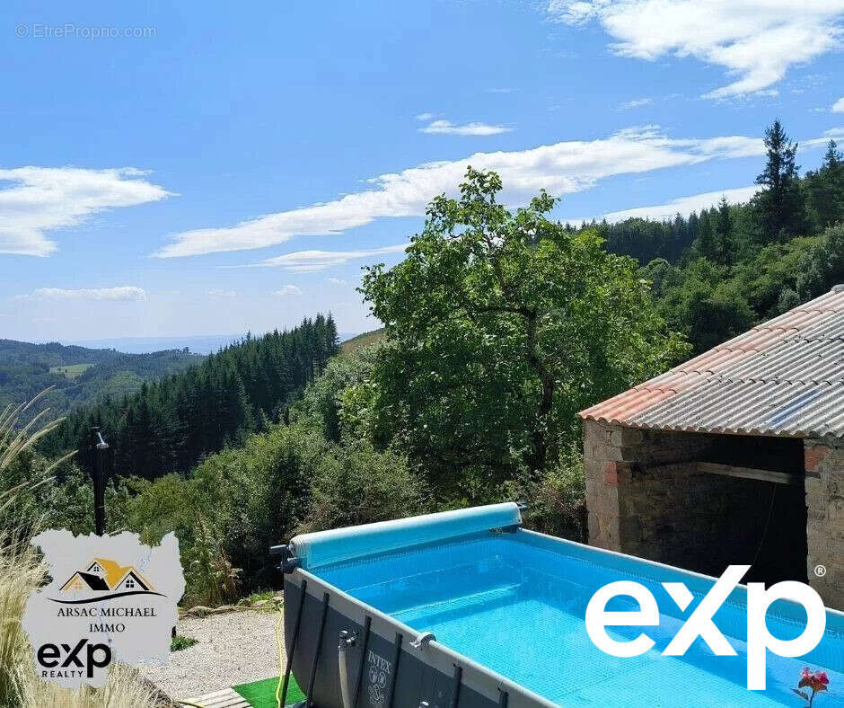 Maison à VERNET-LA-VARENNE