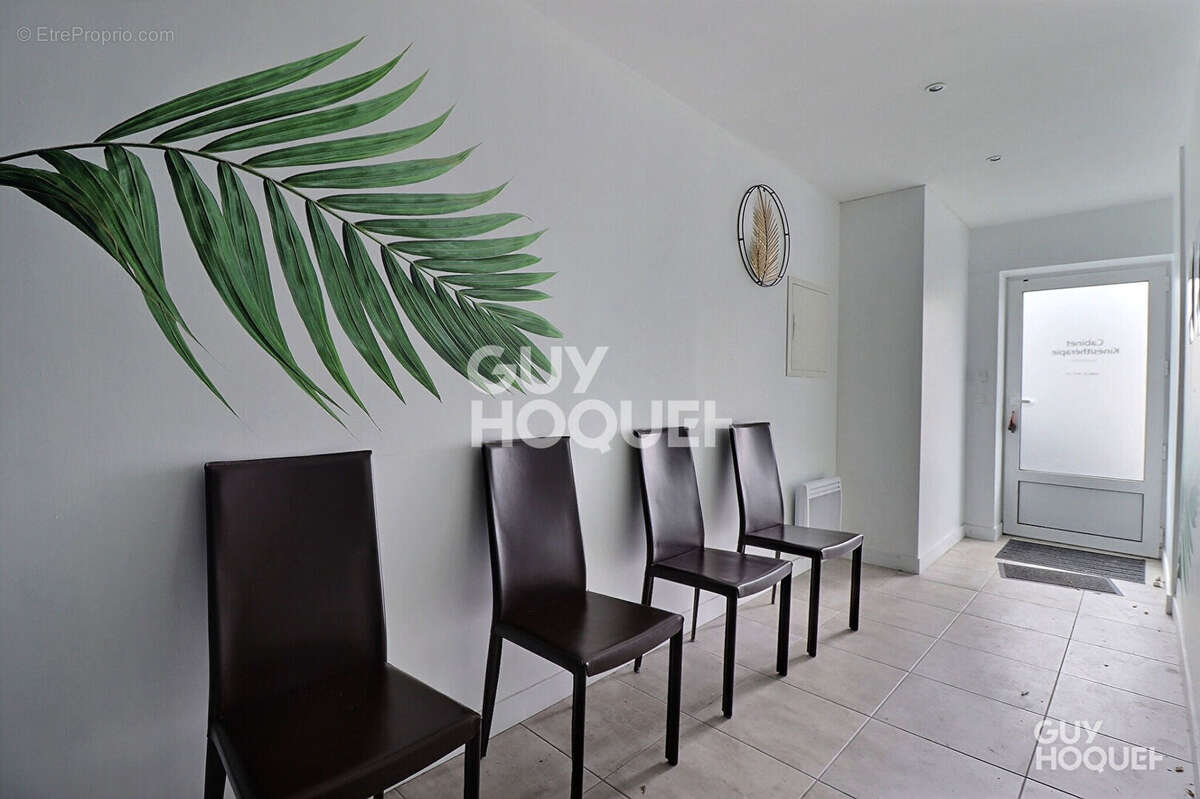 Commerce à SAINT-MICHEL-SUR-ORGE