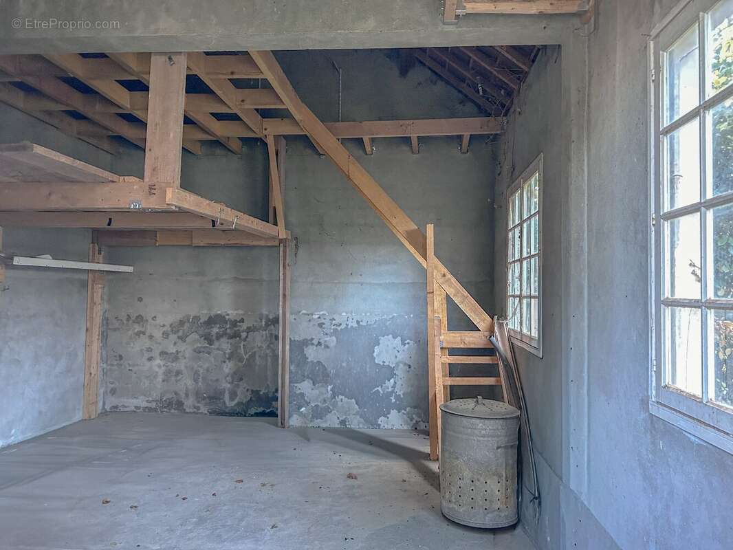 Maison à ROSNY-SUR-SEINE