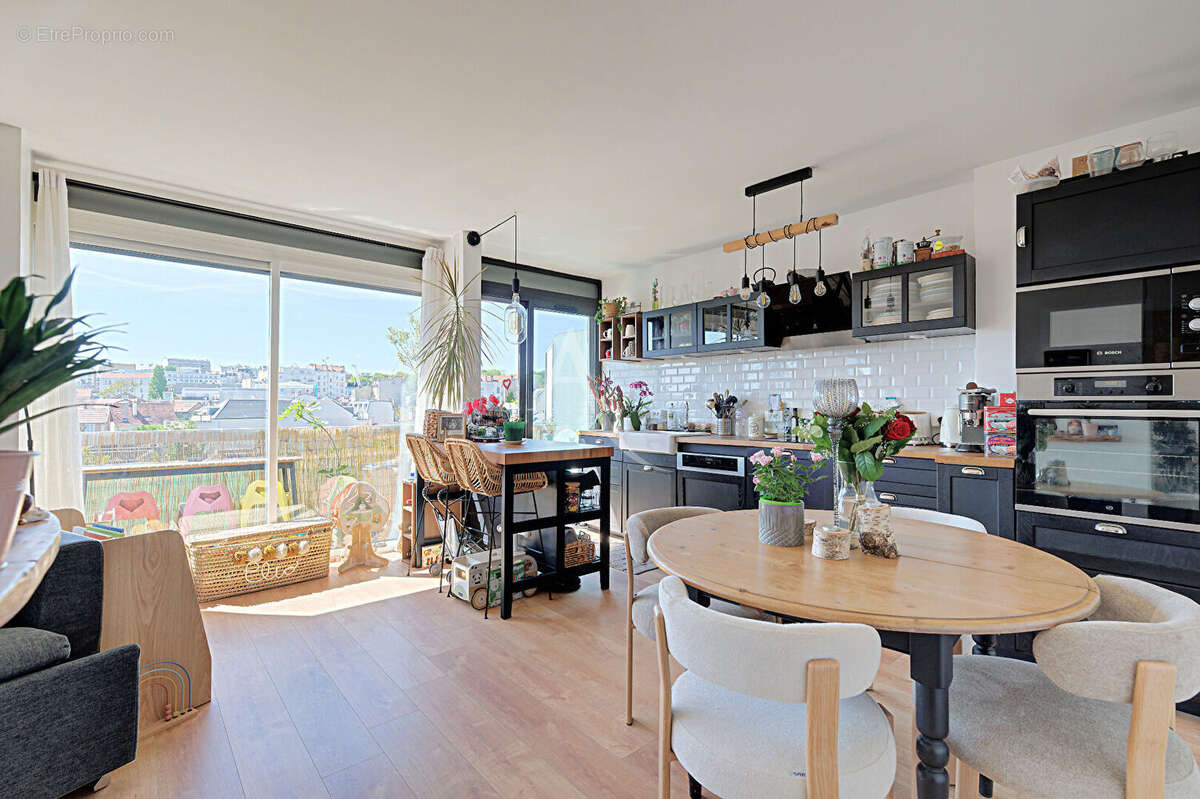 Appartement à LE PERREUX-SUR-MARNE