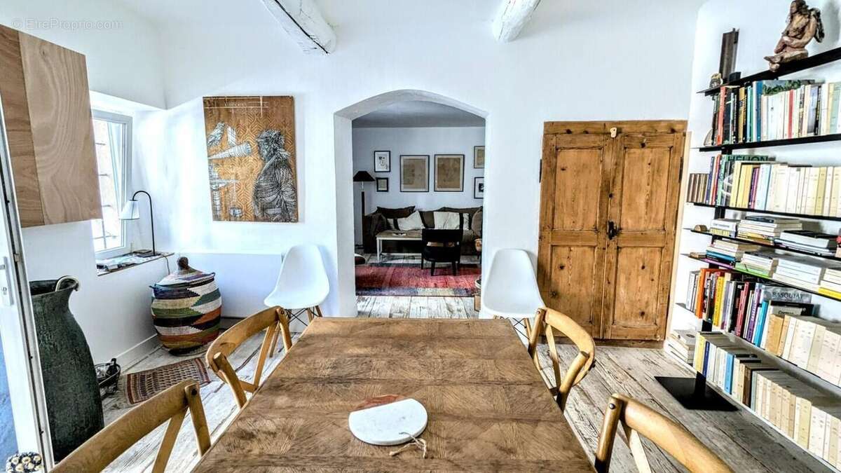 Magnifique maison de village avec cour - photo 2