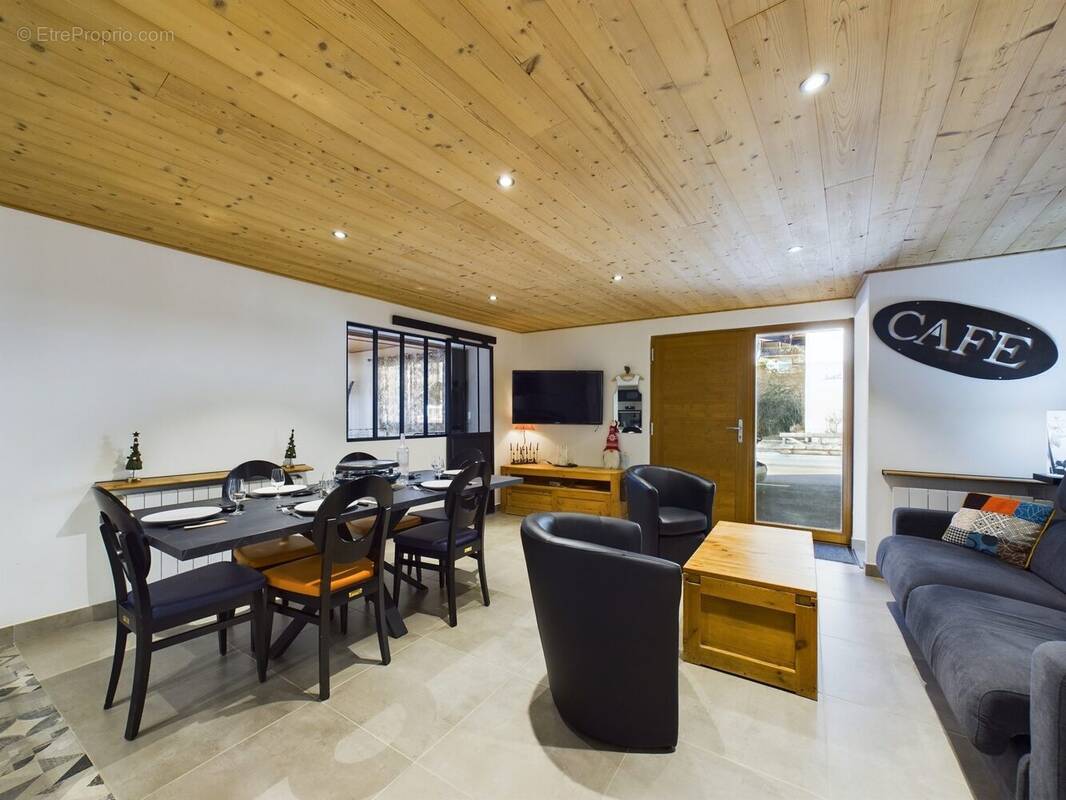 Appartement à LES GETS