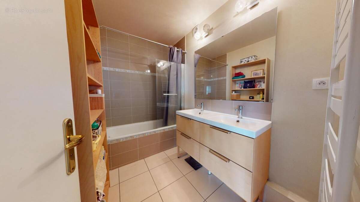 Appartement à LYON-7E