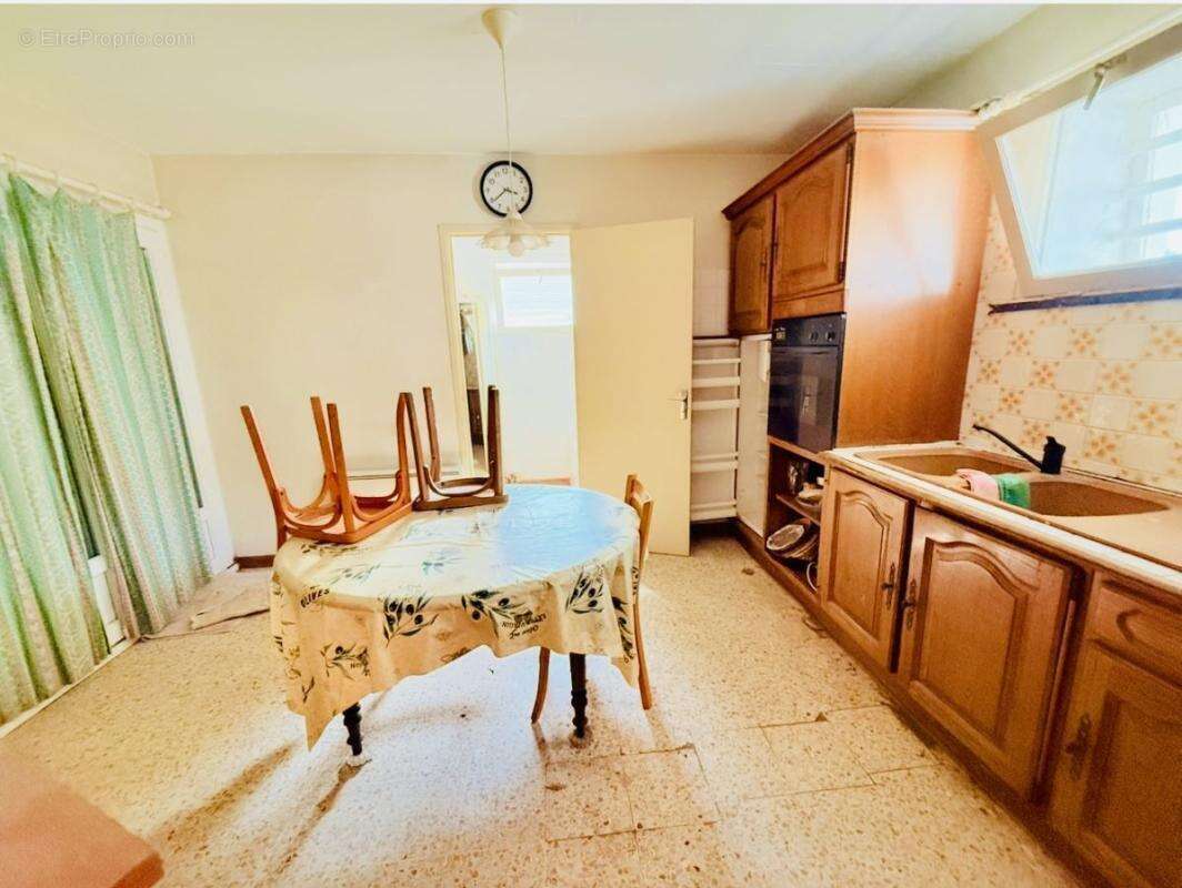 Maison à LAGARDE-PAREOL