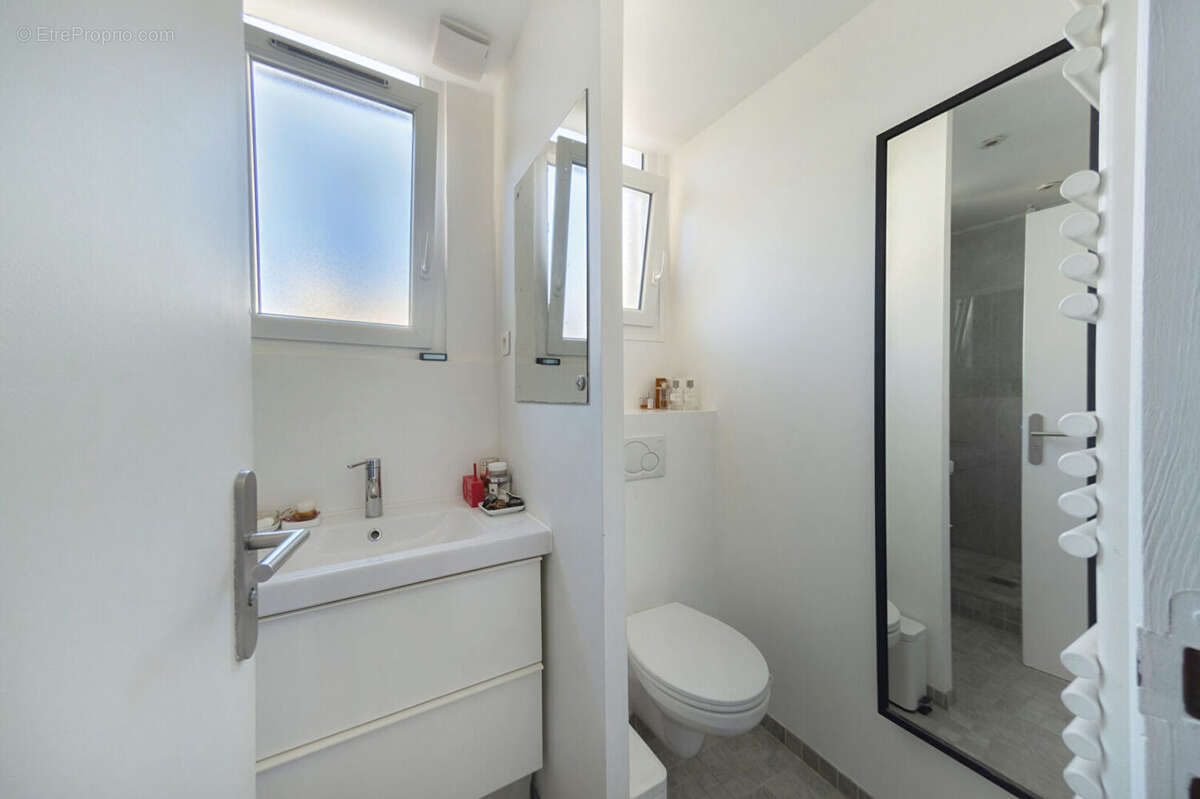 Appartement à PARIS-12E