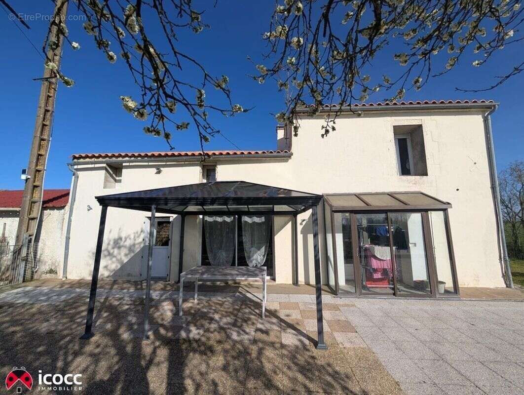 Maison à MOREILLES