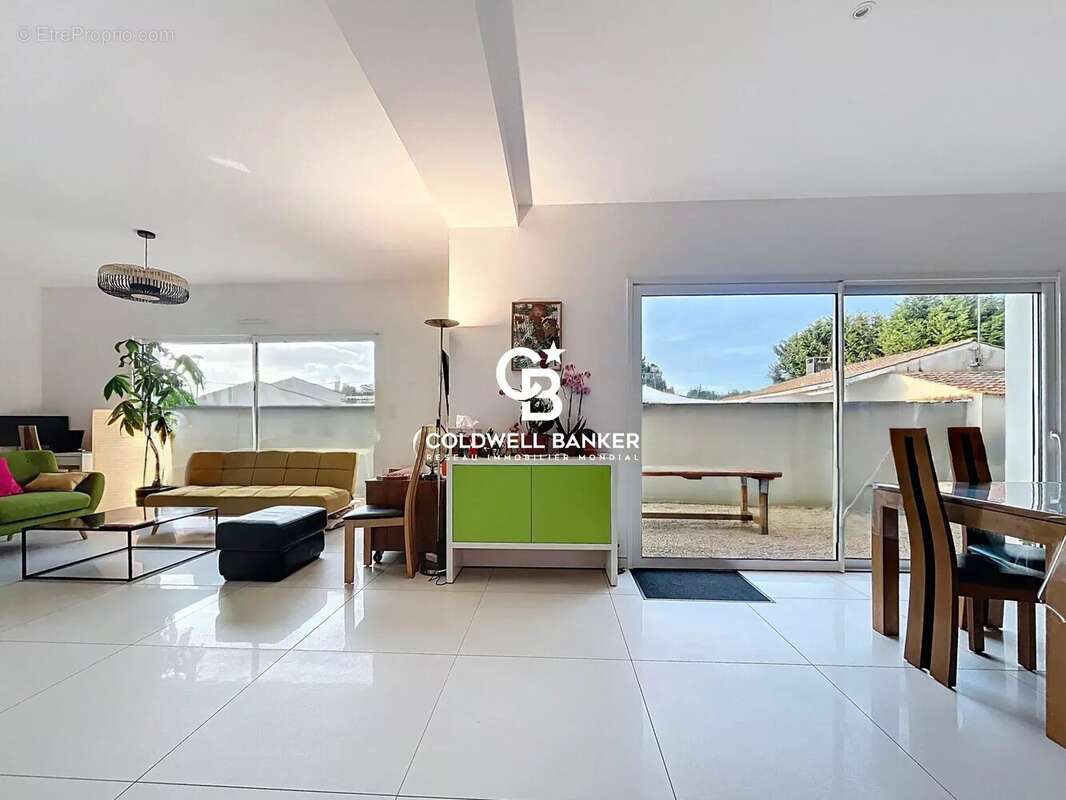 Maison à LONGEVILLE-SUR-MER