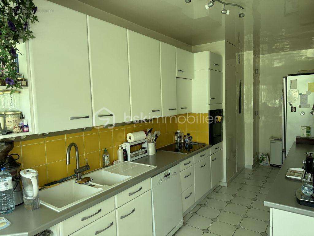 Appartement à LE CHESNAY