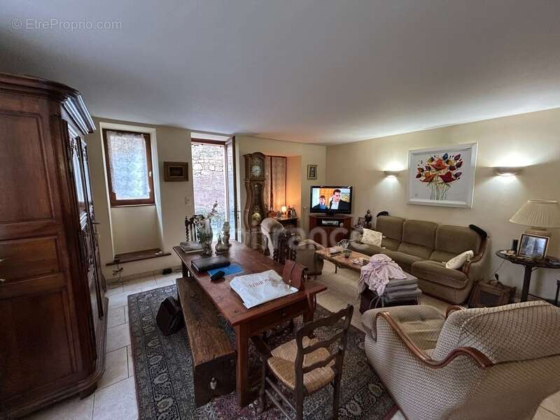 Maison à CHERVEIX-CUBAS