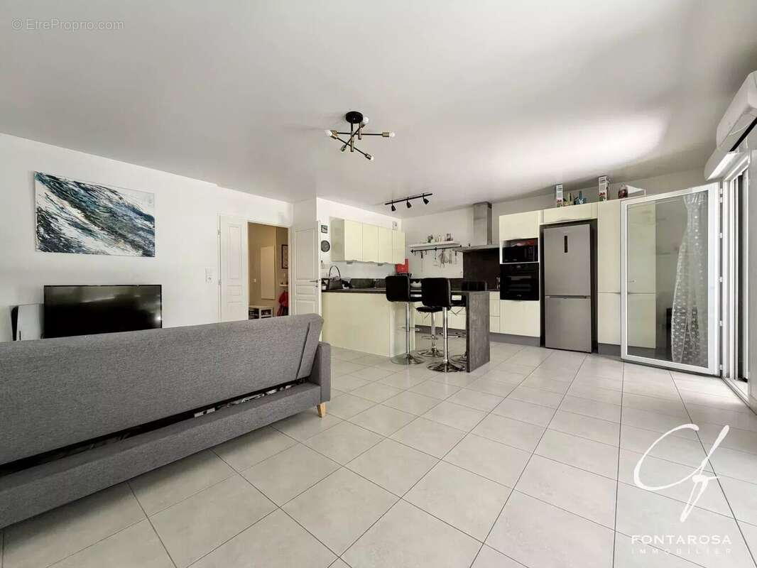 Appartement à SAINT-RAPHAEL