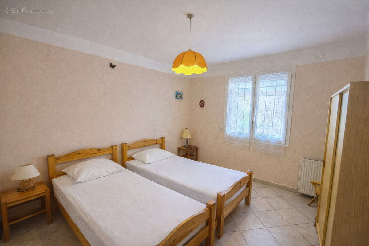 Maison à SAINT-CYPRIEN