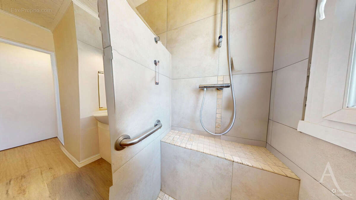 Appartement Saint Martin D Heres 4 pièce(s) 76.04 m2 - photo 13
