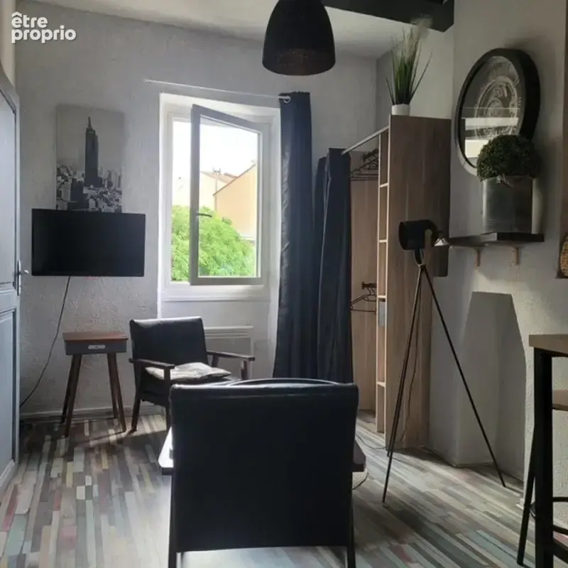 Immeuble de rapport comprenant 4 appartements et 1 local commercial en très bon état loué en étudiant et en AIR BNB - photo 14