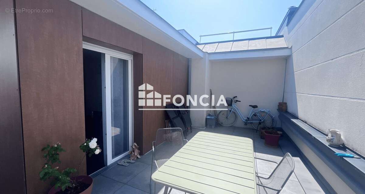 Appartement à ROSNY-SOUS-BOIS