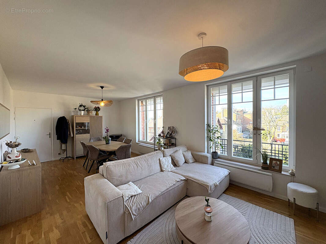 Appartement à CHARLEVILLE-MEZIERES