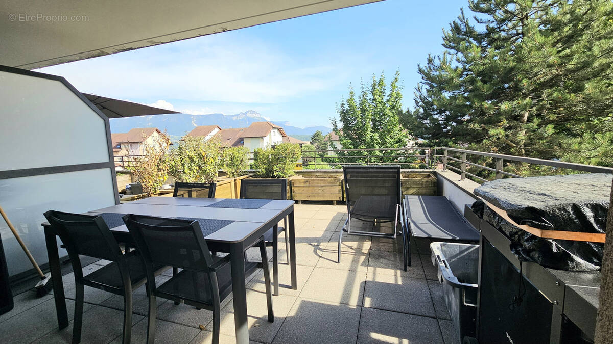 Appartement à GROISY