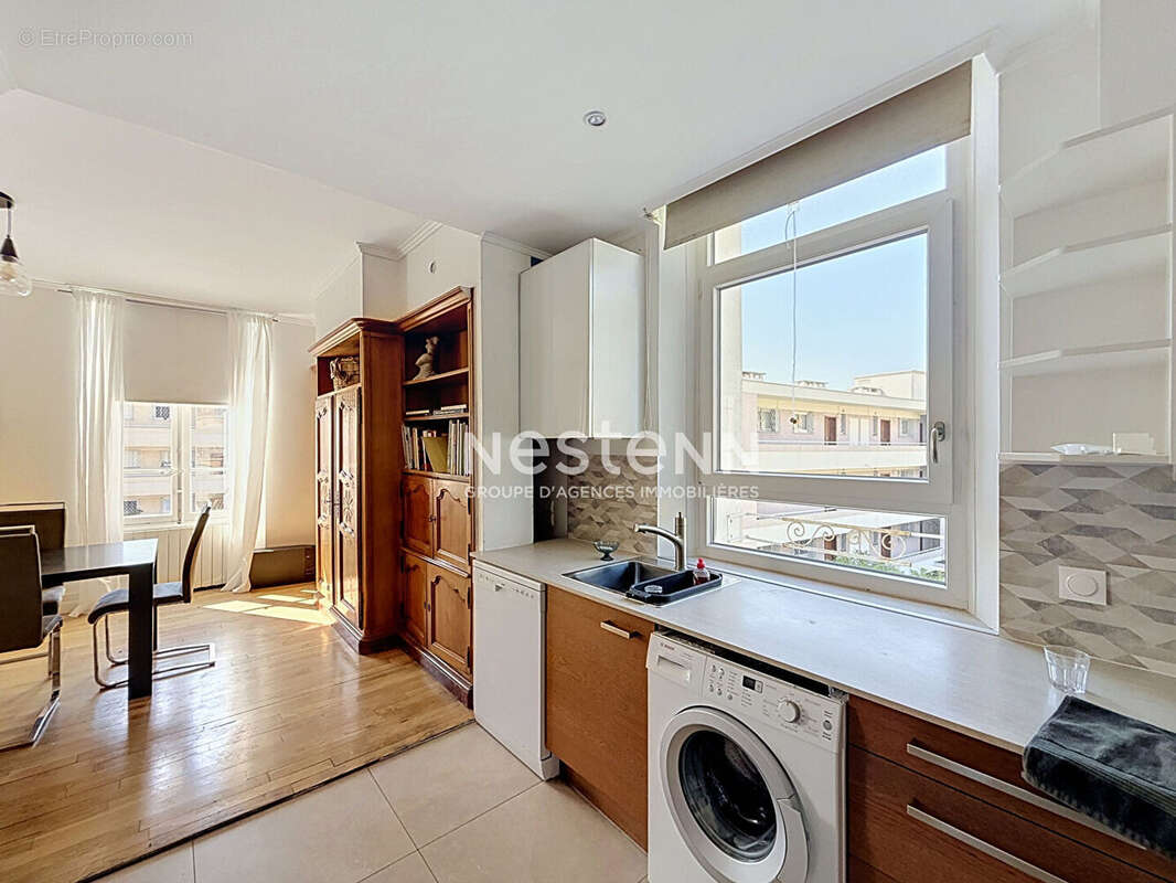 Golfe-Juan Duplex 4 pièces de charme avec vue mer, terrasse et faibles charges - photo 6
