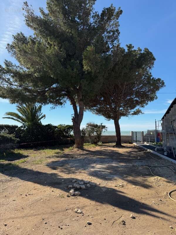 Terrain 234 m² à Port-De-Bouc  - photo 2