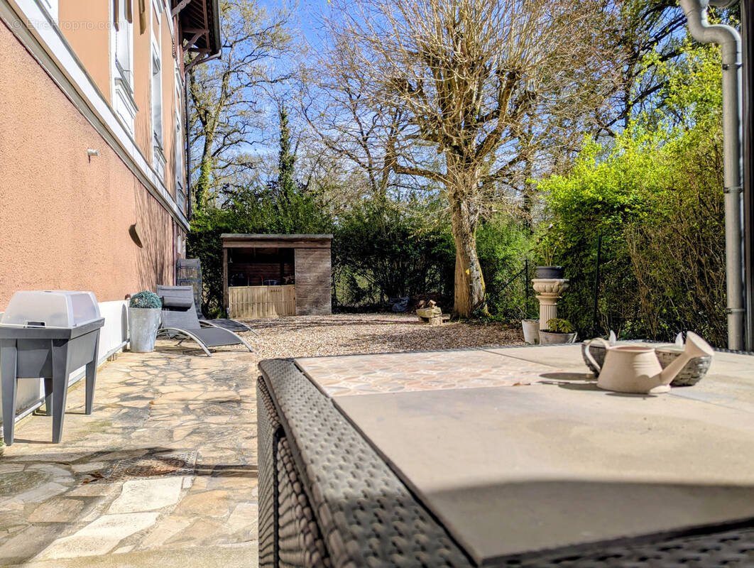 Appartement à LE PERRAY-EN-YVELINES