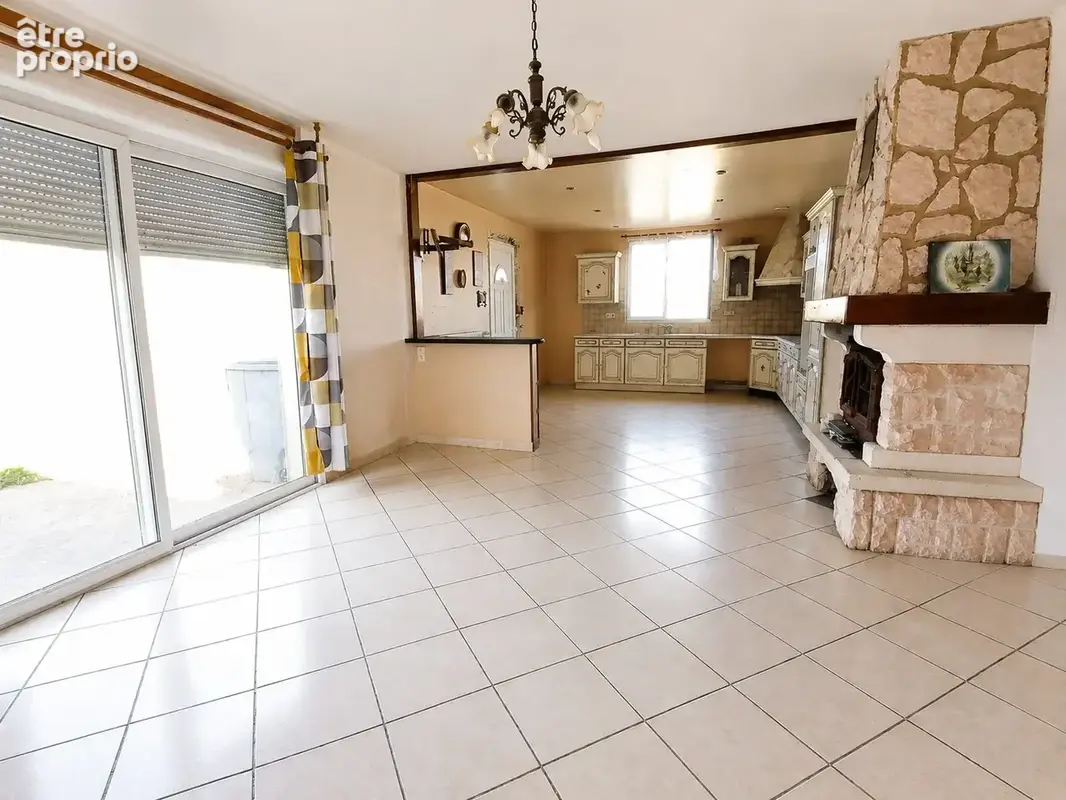 Maison 234 m² à La Souterraine  - photo 8