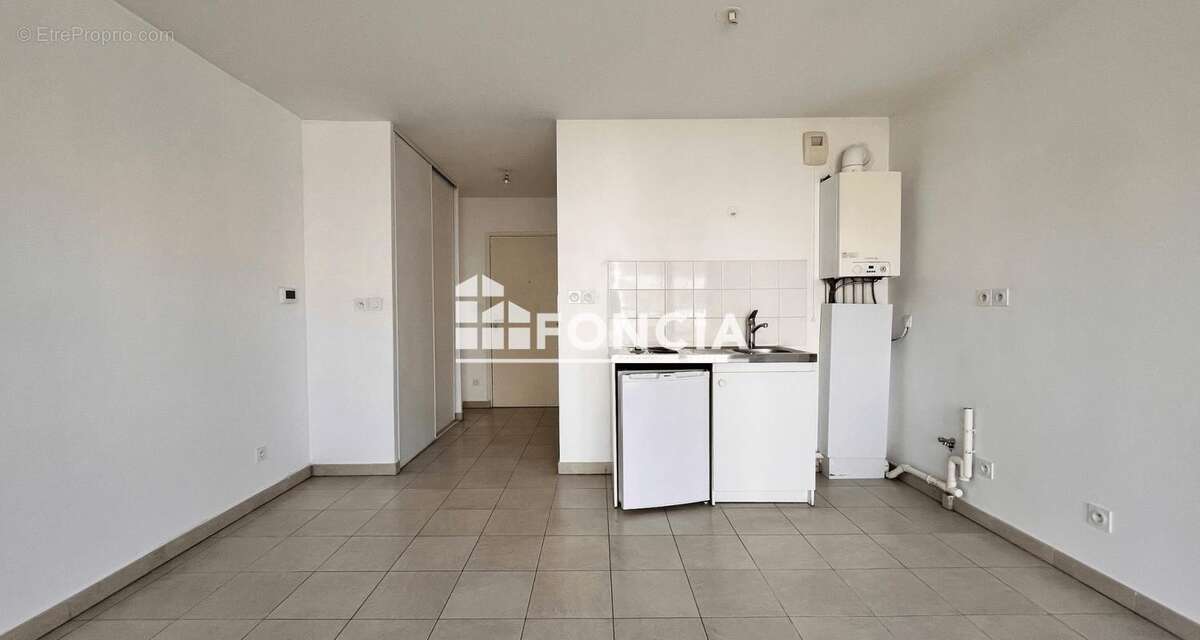 Appartement à DECINES-CHARPIEU