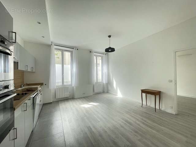 Appartement à MAISONS-ALFORT