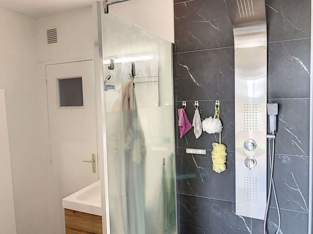 Appartement à VILLENAVE-D&#039;ORNON