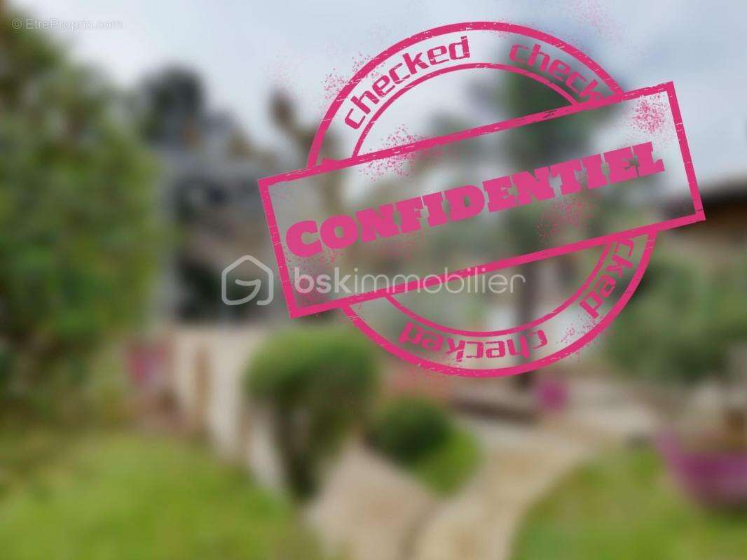 Commerce à CHATEAU-ARNOUX-SAINT-AUBAN