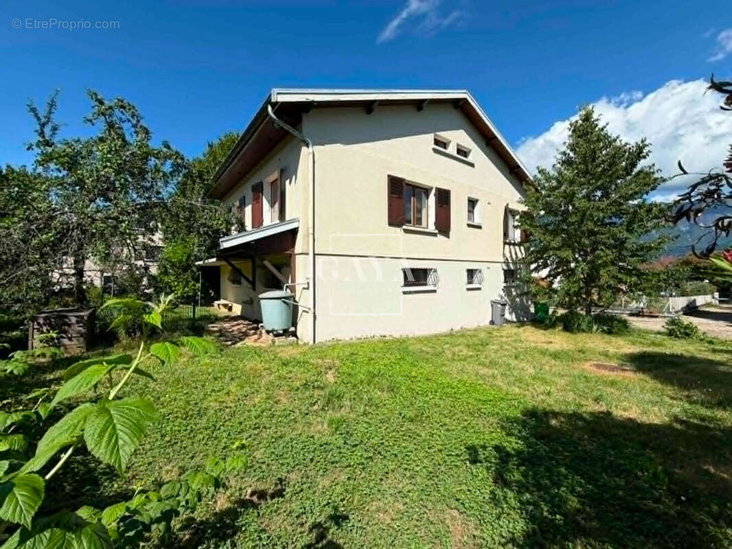 Maison à DOMENE