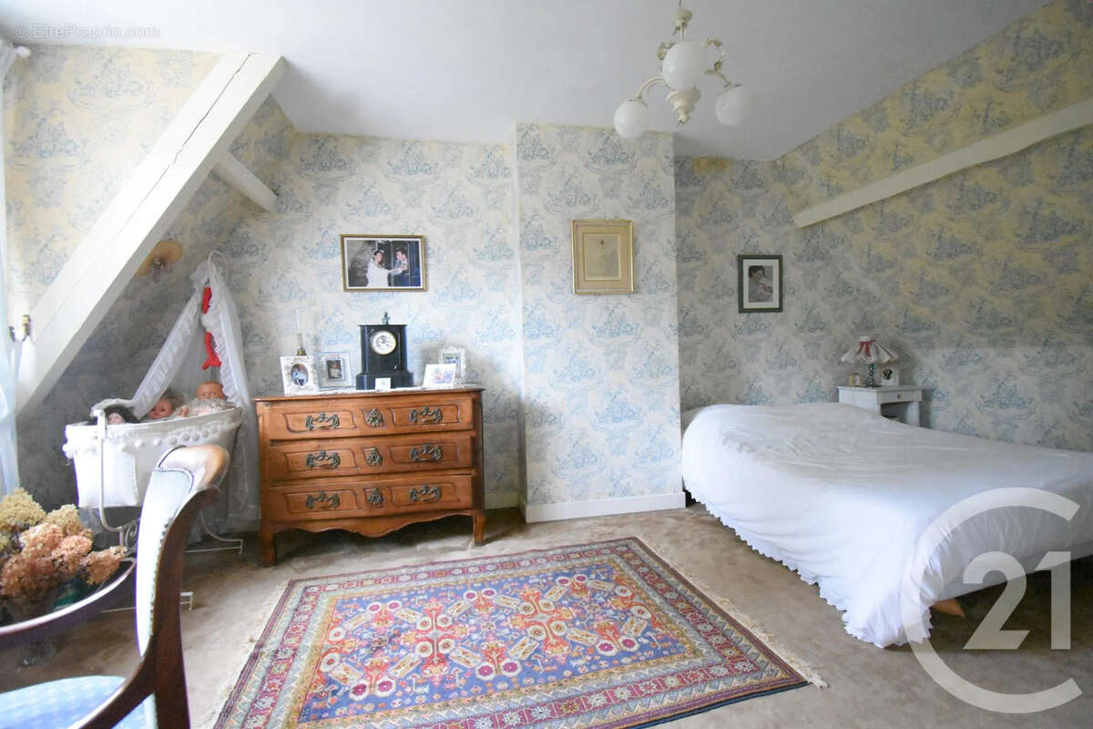 Maison à BELLERIVE-SUR-ALLIER