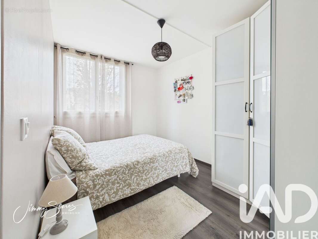 Photo 5 - Appartement à LE PLESSIS-TREVISE