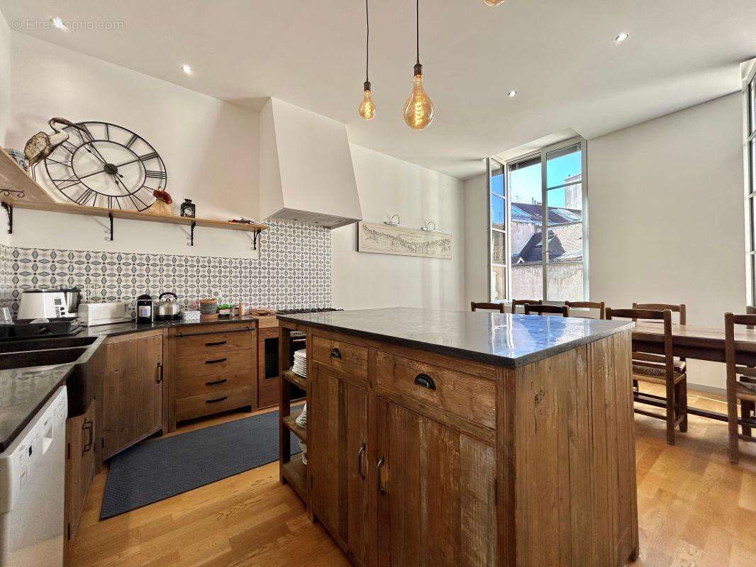À vendre : Appartement lumineux en plein cœur de Dijon - photo 6