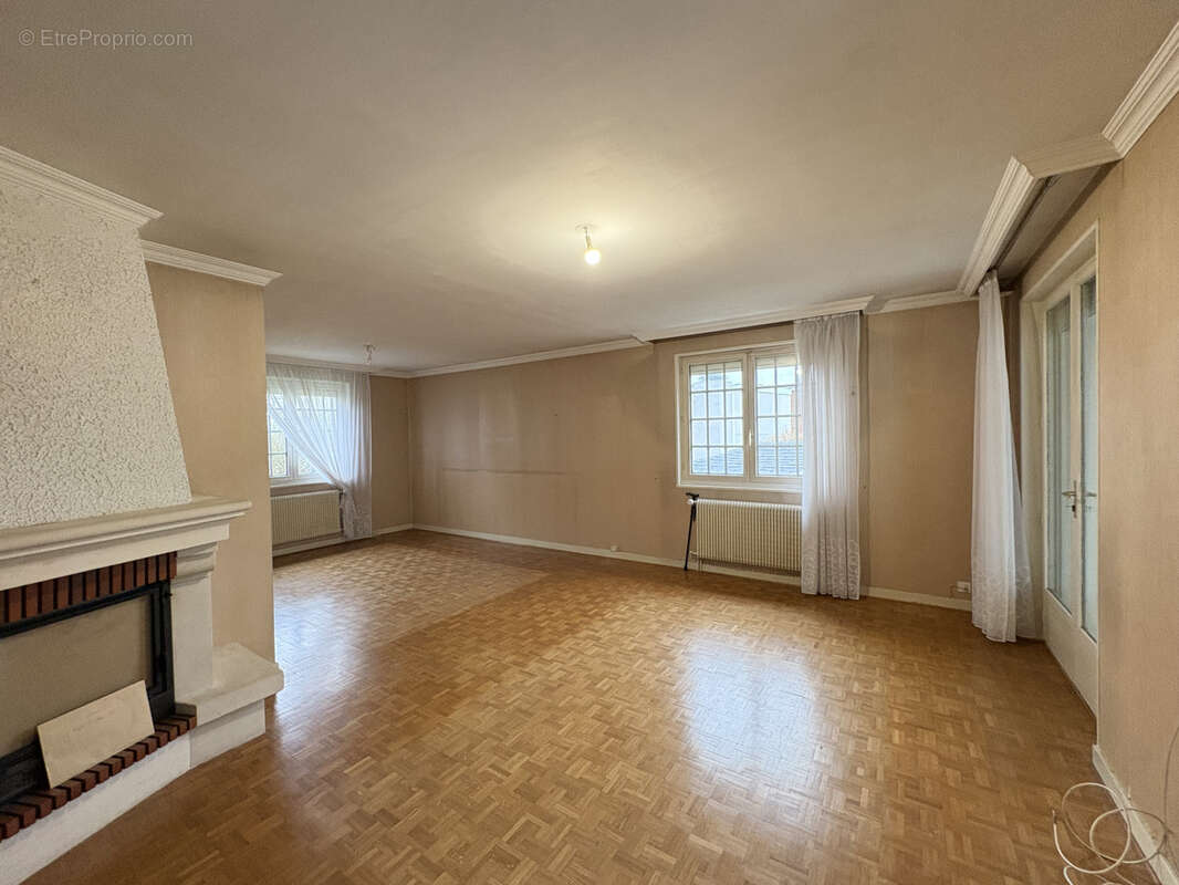 Maison à LA TALAUDIERE