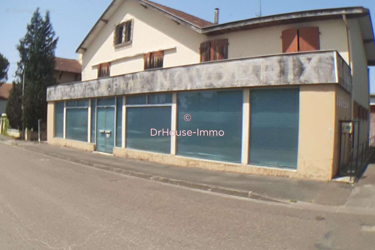 Appartement à LESPERON