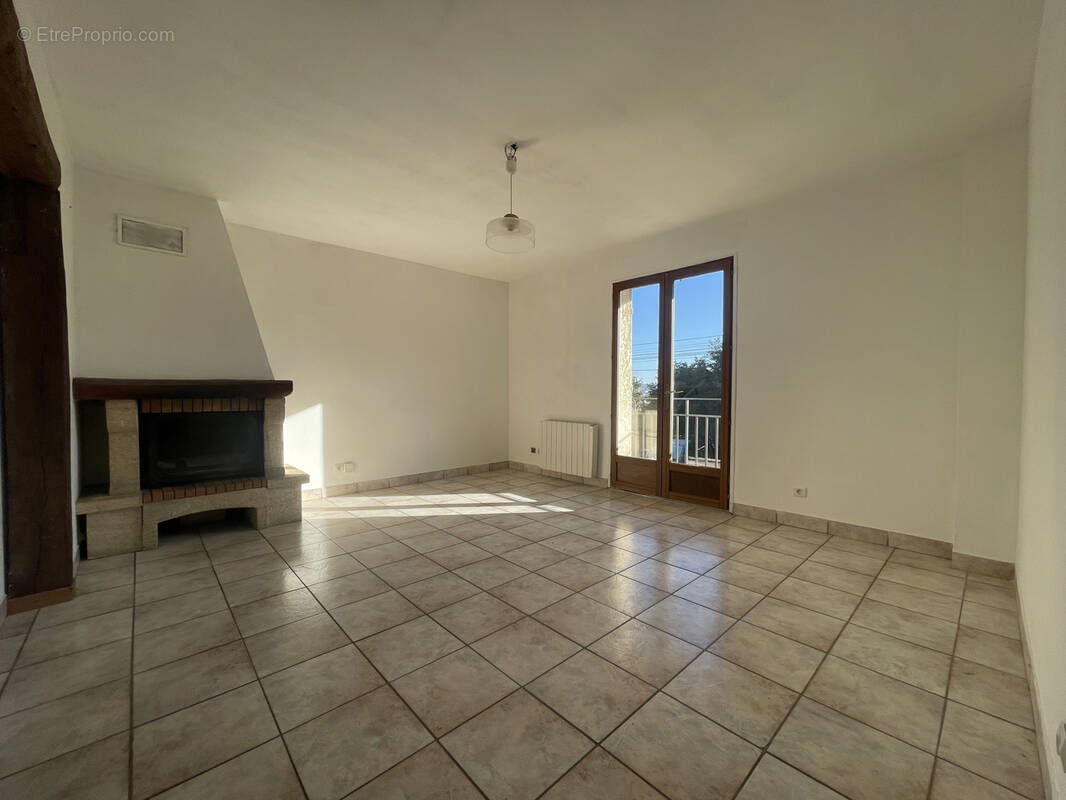 Appartement à VILLIERS-SUR-MORIN