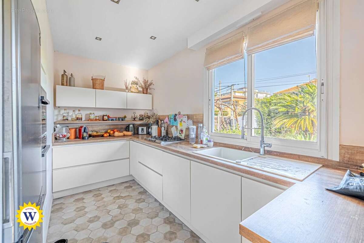 Maison à VILLENEUVE-LOUBET