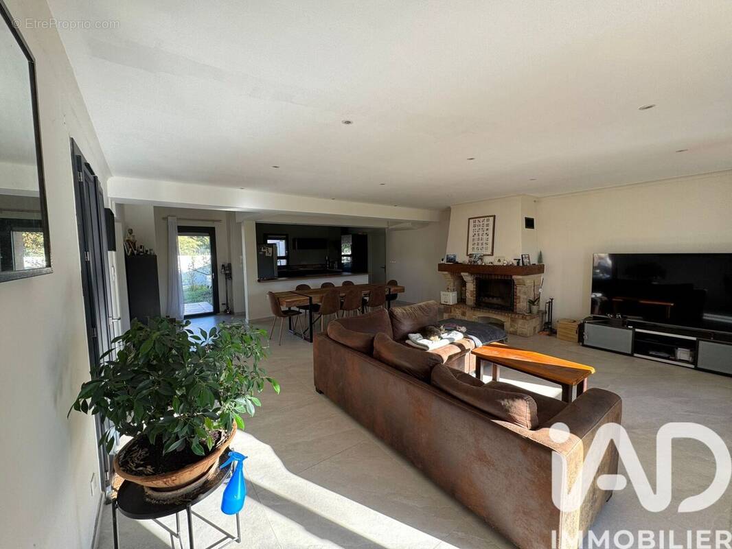 Photo 1 - Maison à CHEVAL-BLANC