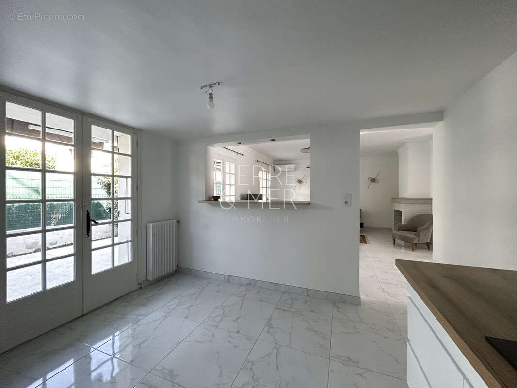 Maison à SAINT-CYPRIEN