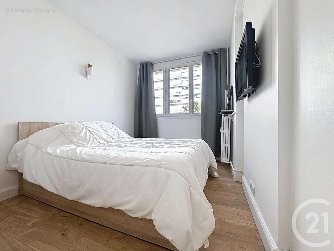 Appartement à PARIS-20E