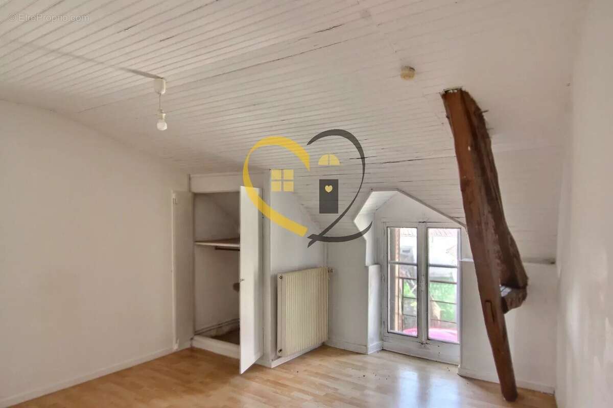 Maison à AUBIGNY-SUR-NERE