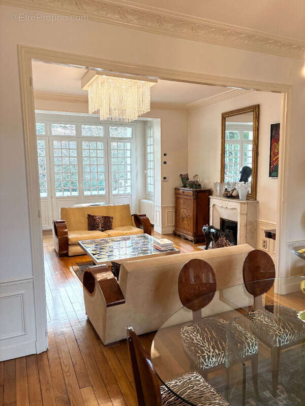 Maison à MONTMORENCY