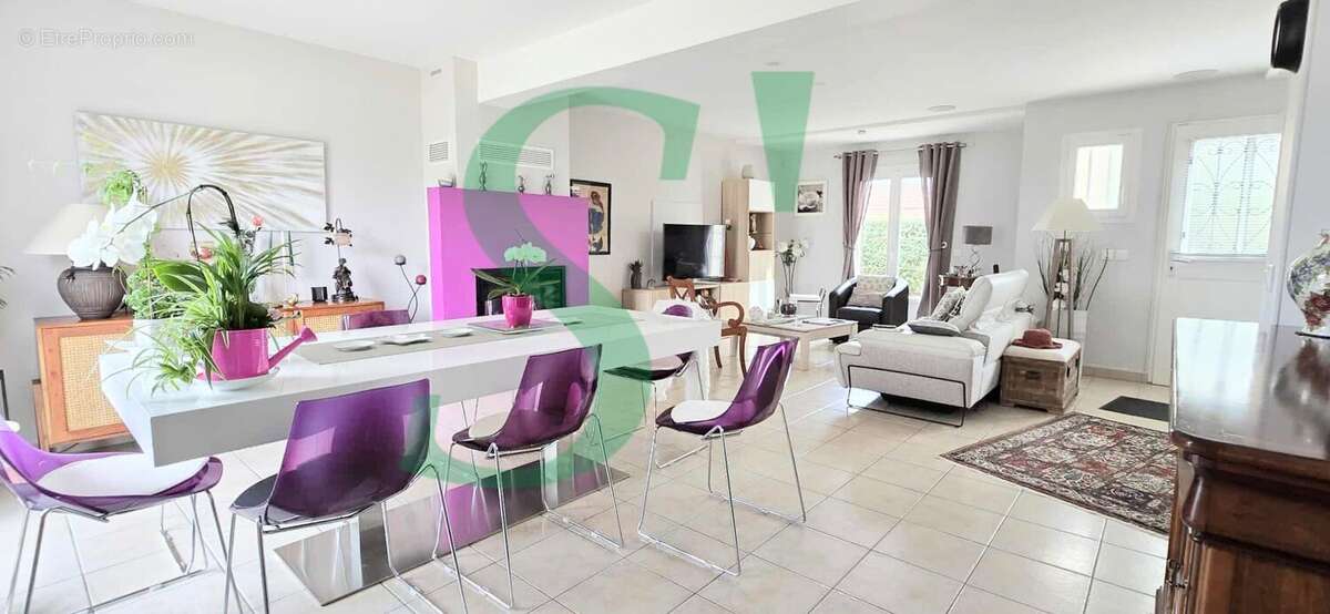 Maison 150 m² à Marines  - photo 2