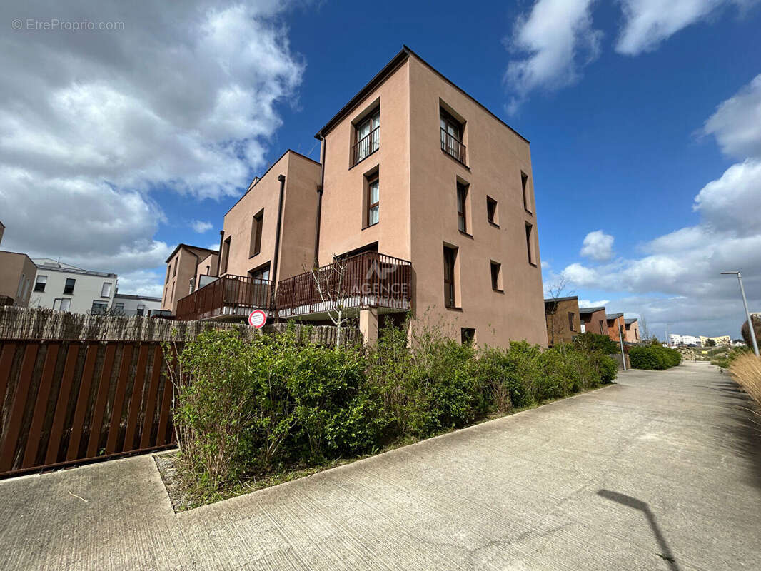Appartement à CARRIERES-SOUS-POISSY