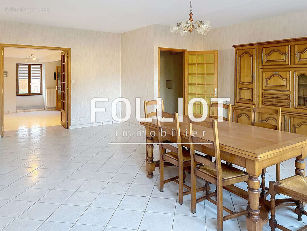 Maison à SAINT-M'HERVE