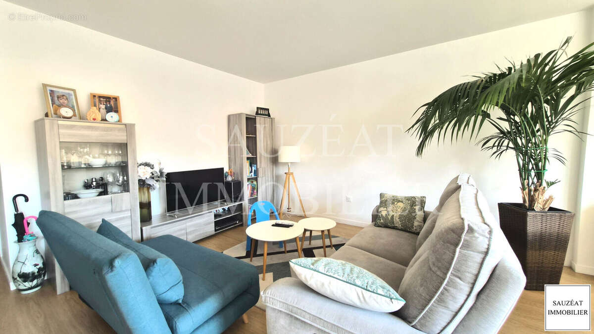 Appartement à BAGNEUX