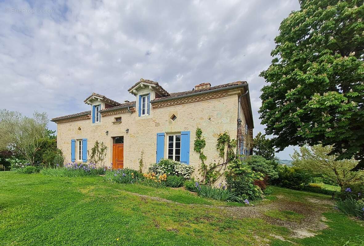 Maison à MIRADOUX