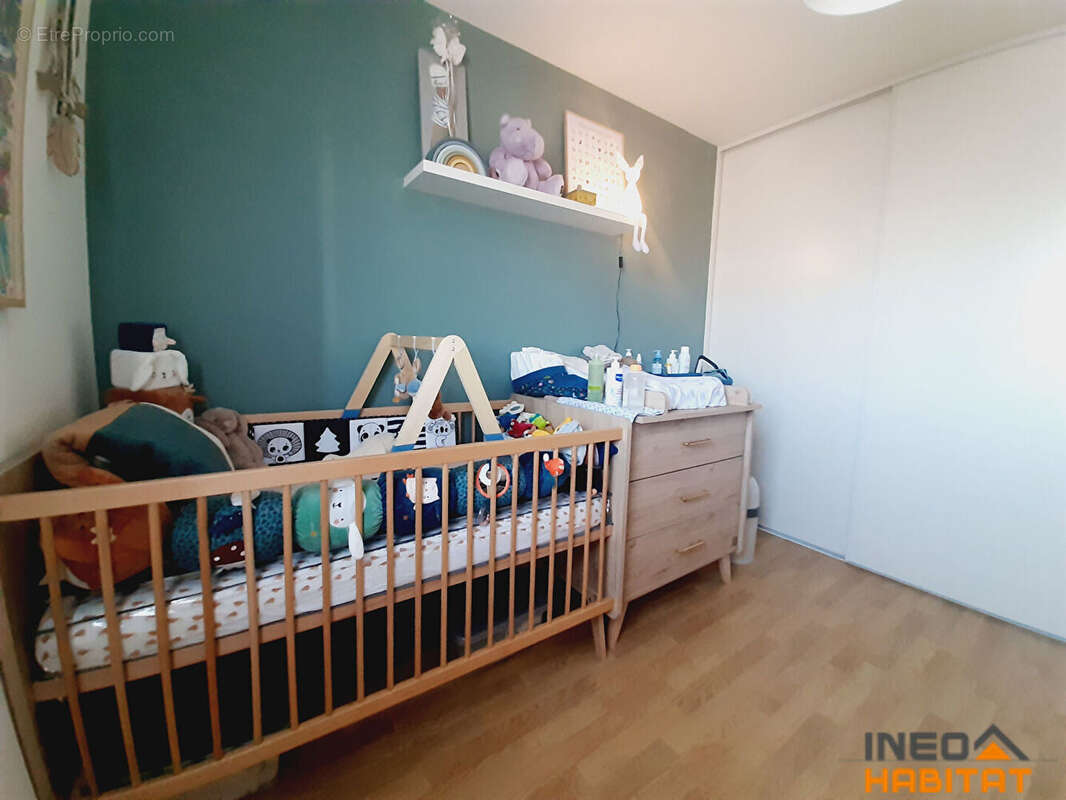 Appartement à MELESSE